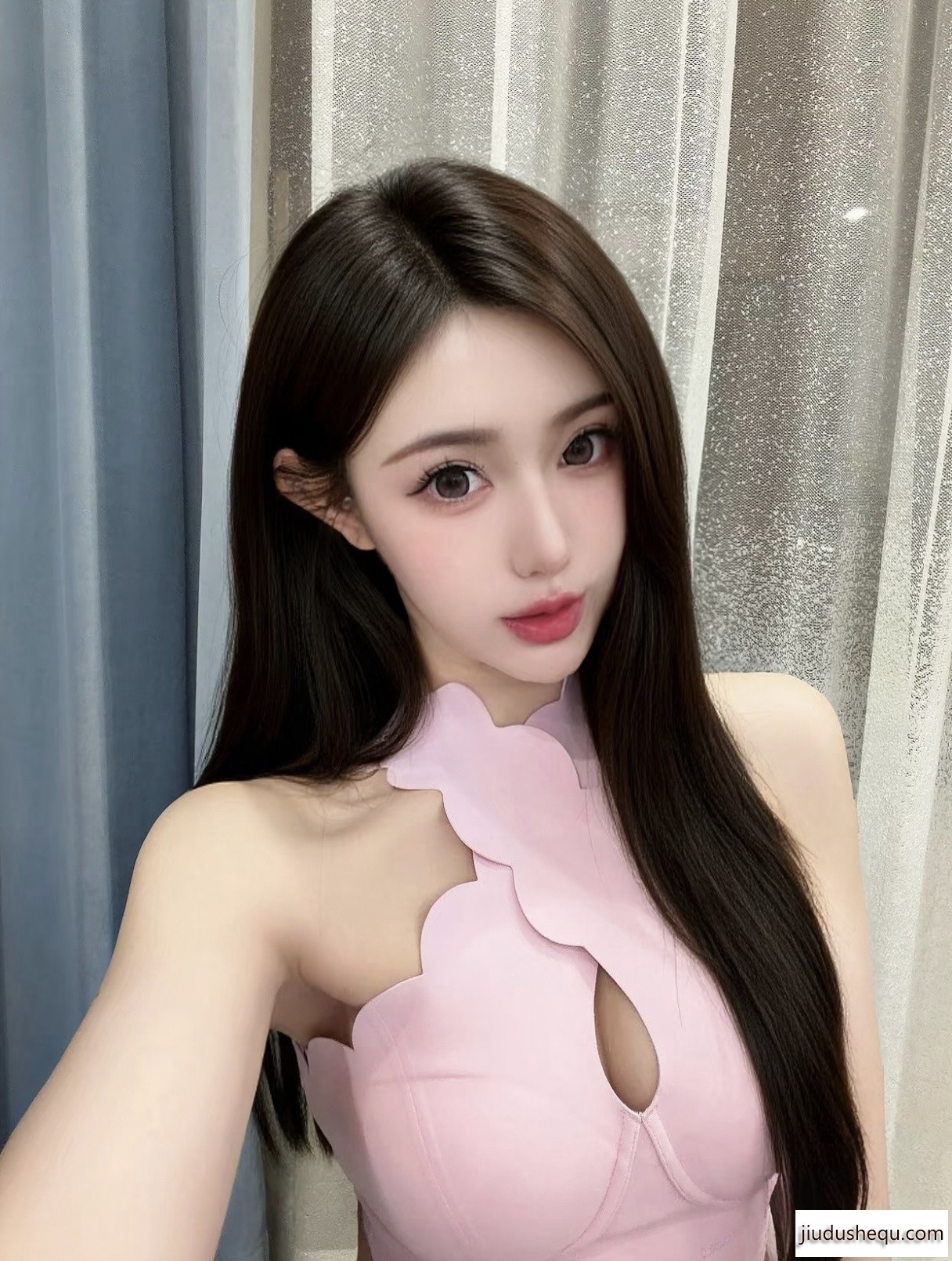 E5E41A8856E2112889BBF2E2F58B7DA2.jpg