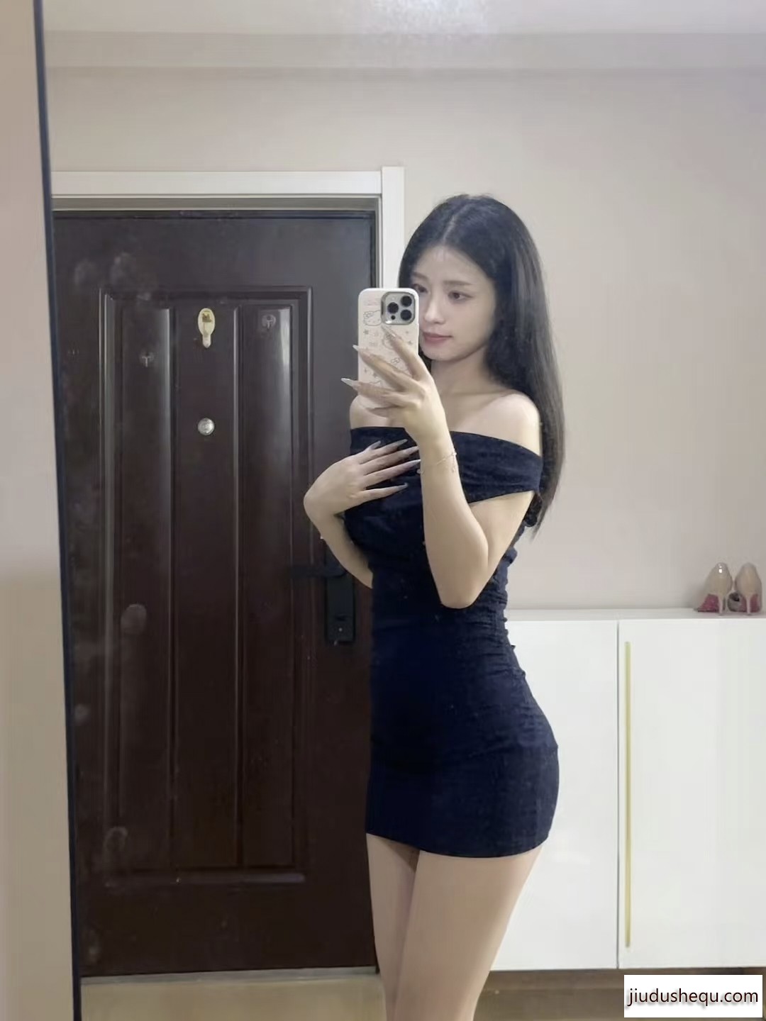 7BB51021ECC519CD3C003C7BD66E9C6C.jpg