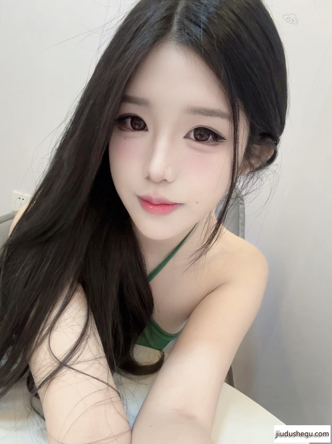 063F7CBC3BDC9698BD254A1985EC568F.jpg