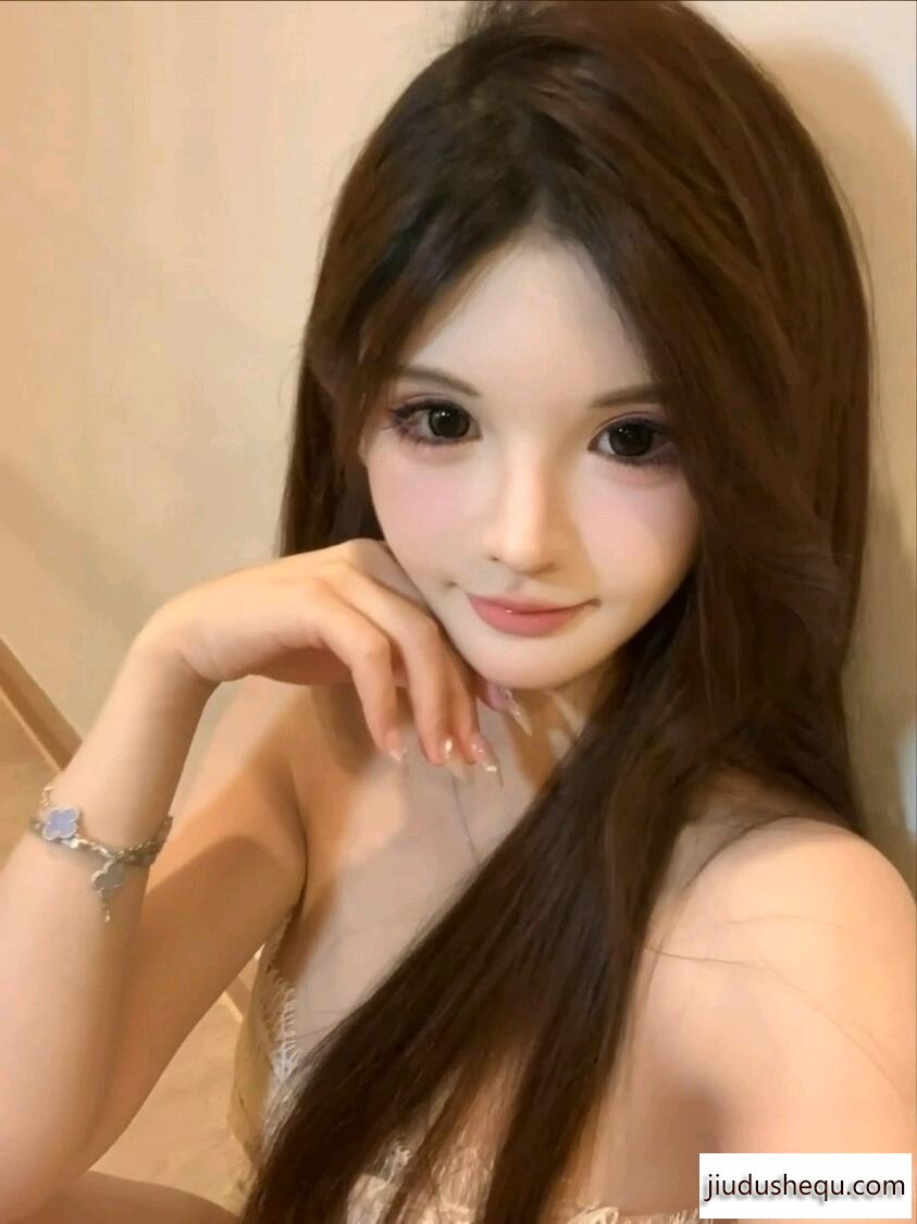 125199_HUH9F3Z8RDYGXB4.jpg