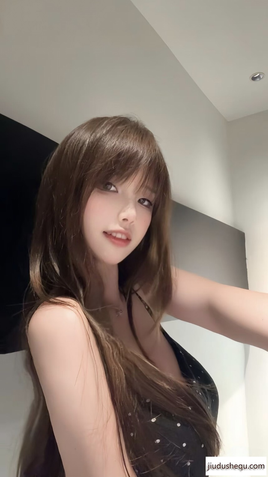 2985AE9B031A86418A314A0FEADA8D52.jpg