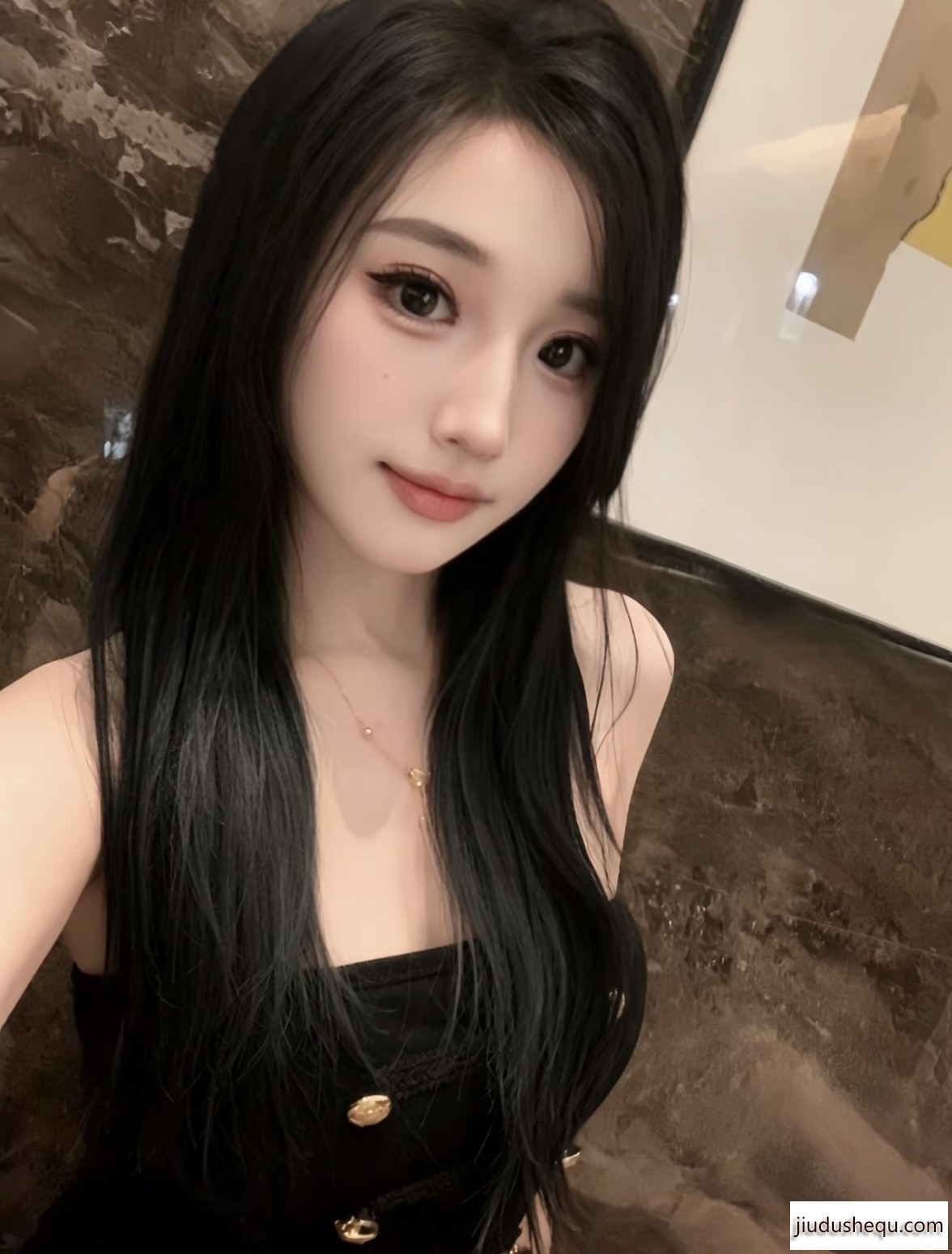 8CE630CE8A2FDE41947067663C618BBD.jpg