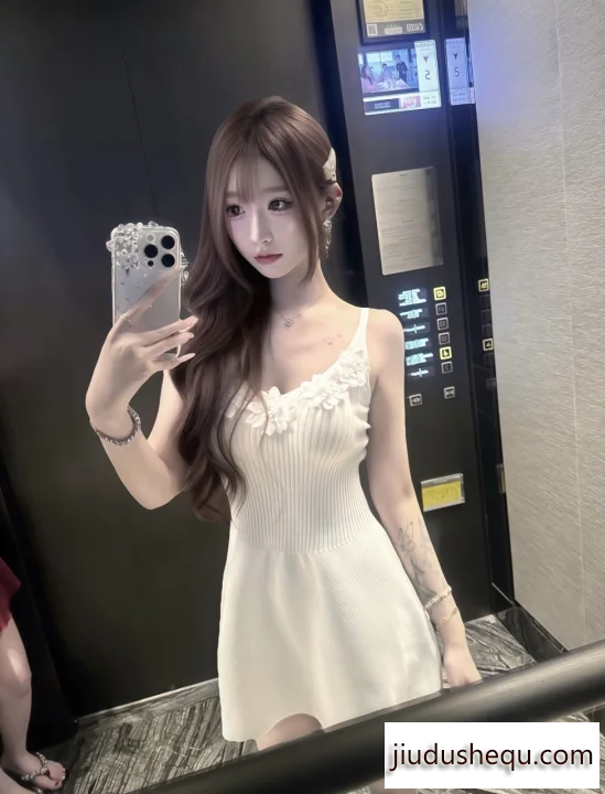 189e3ab7caa6408cabc23bab4ff85970.png